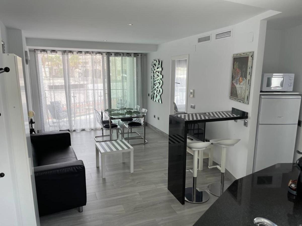 Apartamento 4 Gran8Нерха Екстериор снимка